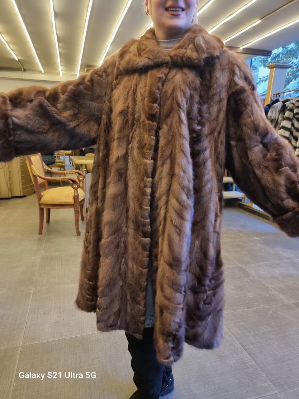 Natural Mink Fur Coat ( 115 cm) - Hover