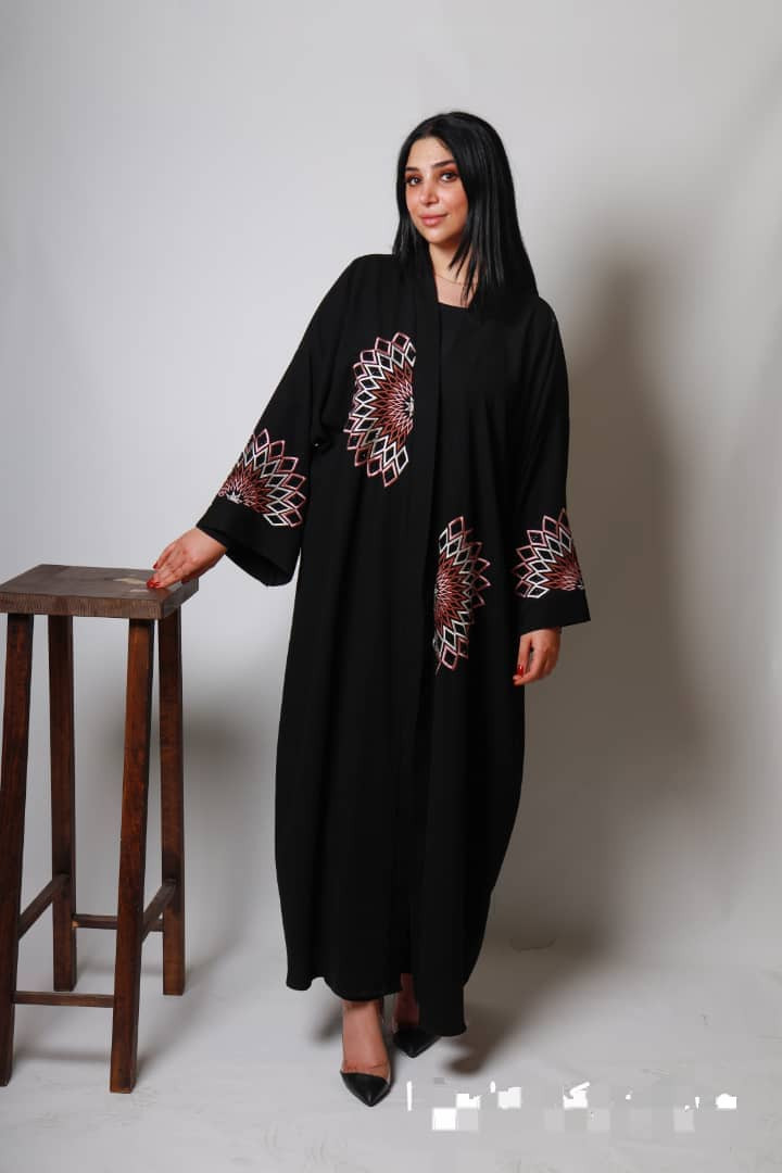 Mandala design abaya - Hover