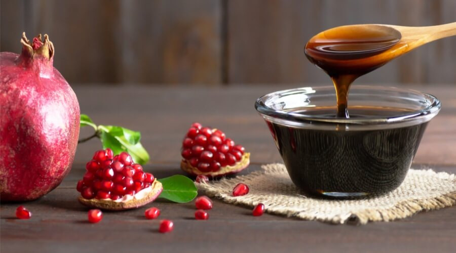 organic Pomegranate molasses
