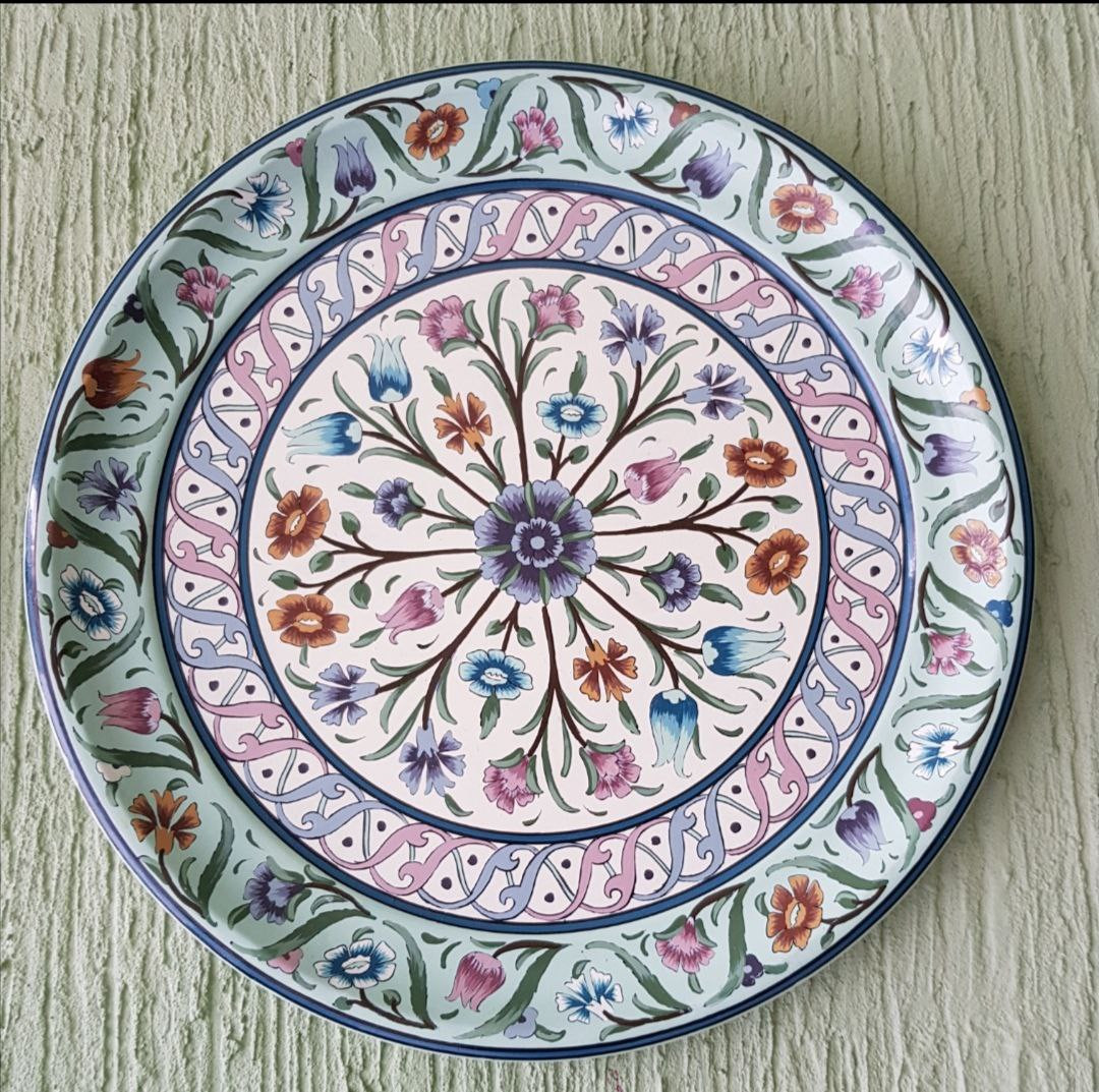 Hand painted plate