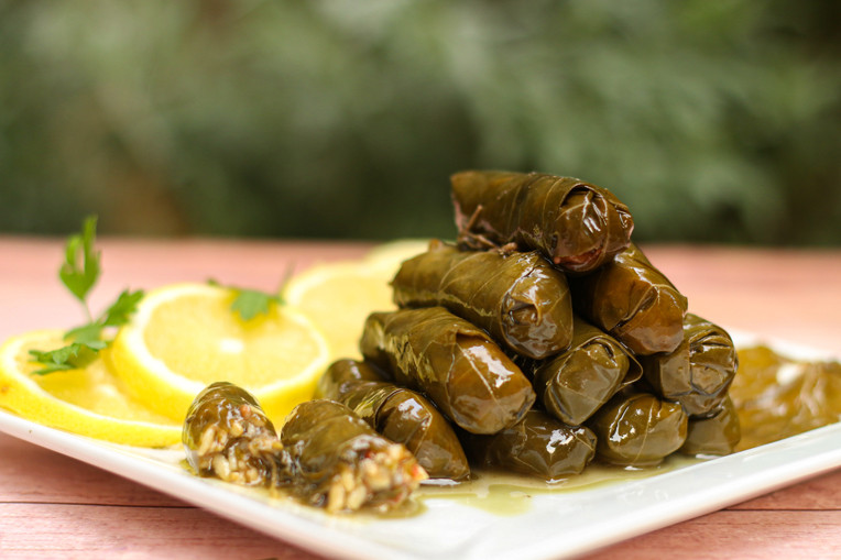 filled Yalanji Grape Leaves 2000g - Hover