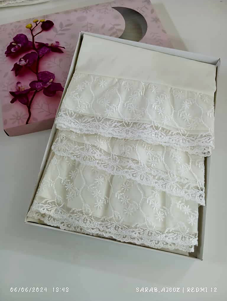 prayer set with lace