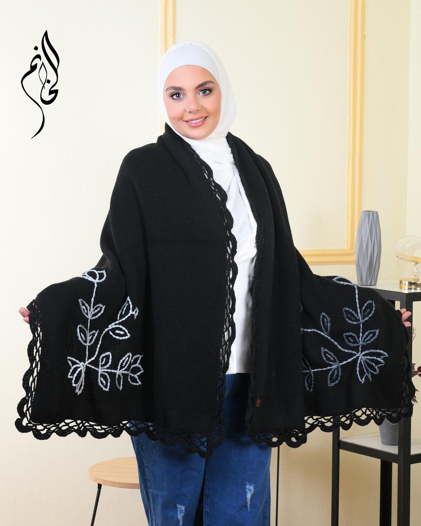 Women winter shawl - Hover